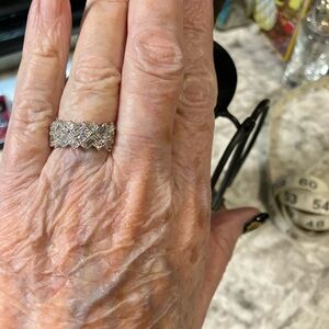 Silver and CZ Patterned Band Ring 6